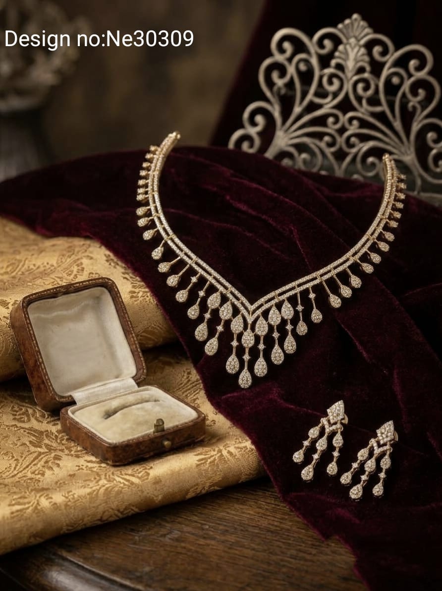 AD Antique Necklace