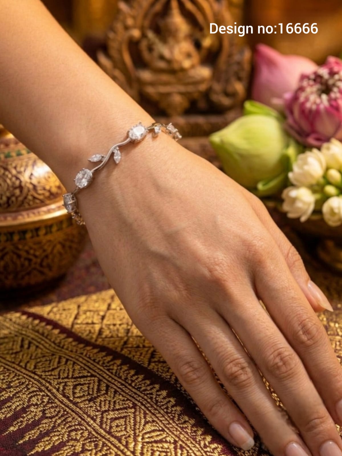 Tulip Bracelet