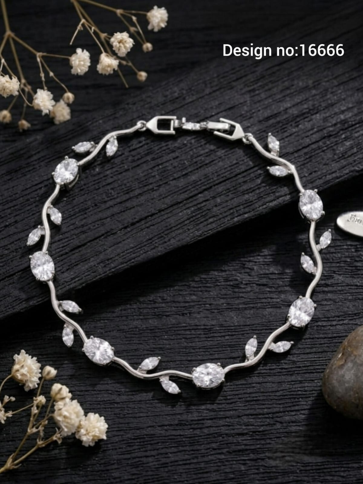 Tulip Bracelet